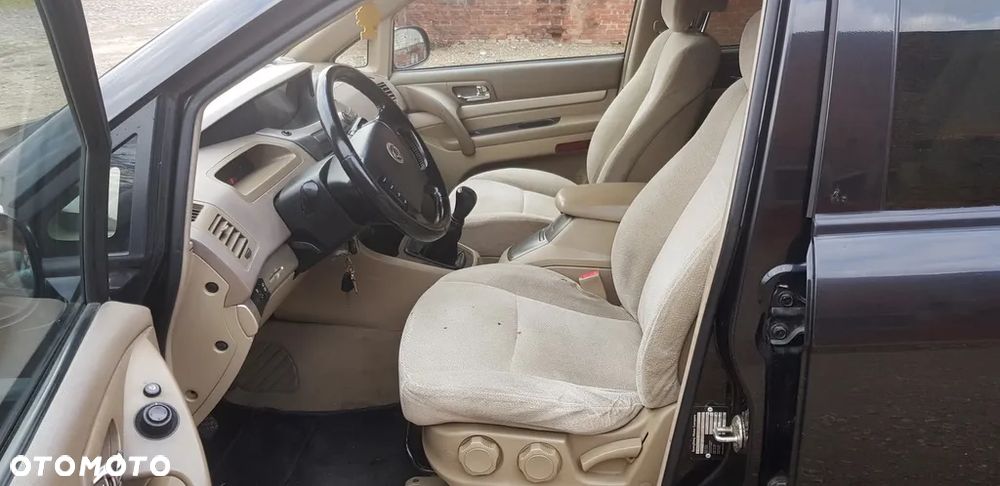 SsangYong/KGM Rodius 270 Xdi Elegance - 9