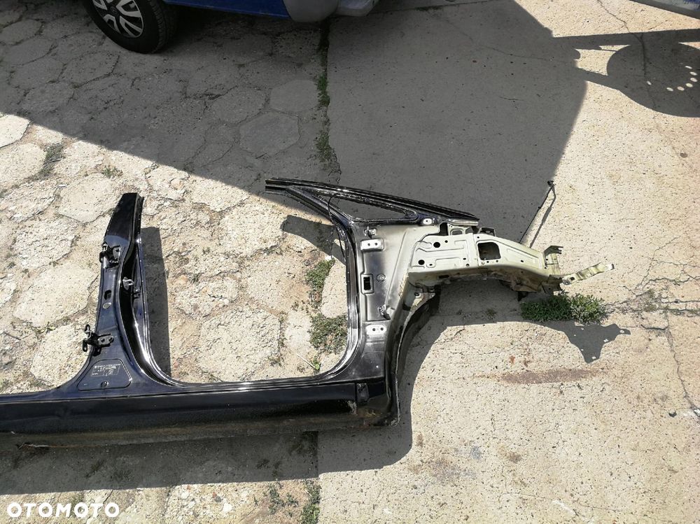 9H próg słupek środkowy prawy przód fartuch KIA CARENS IV 4 2013-2019 - 3