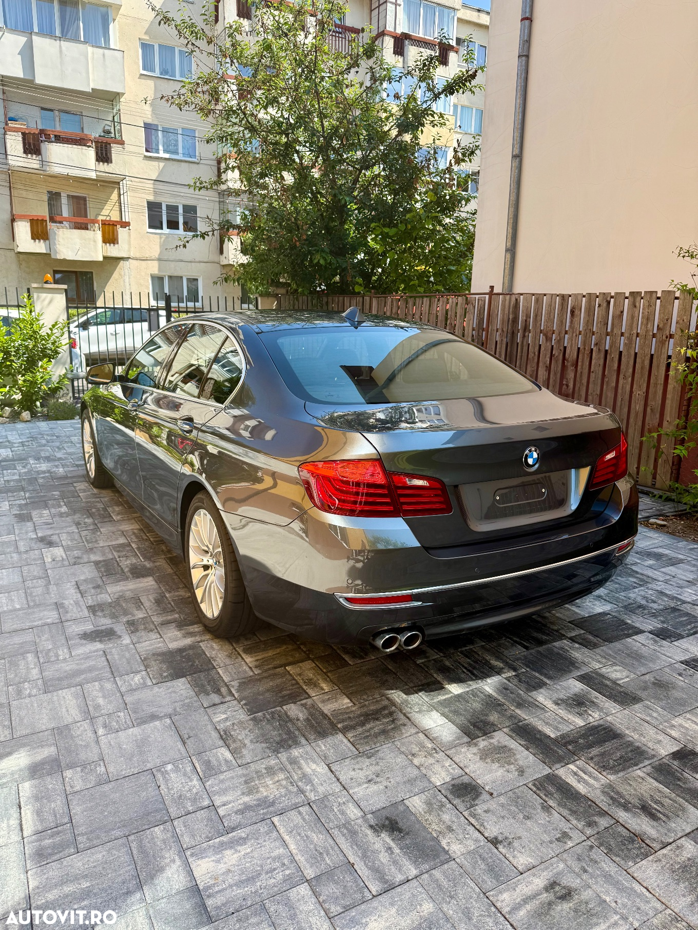 BMW Seria 5 520d xDrive Aut. Luxury Line - 10
