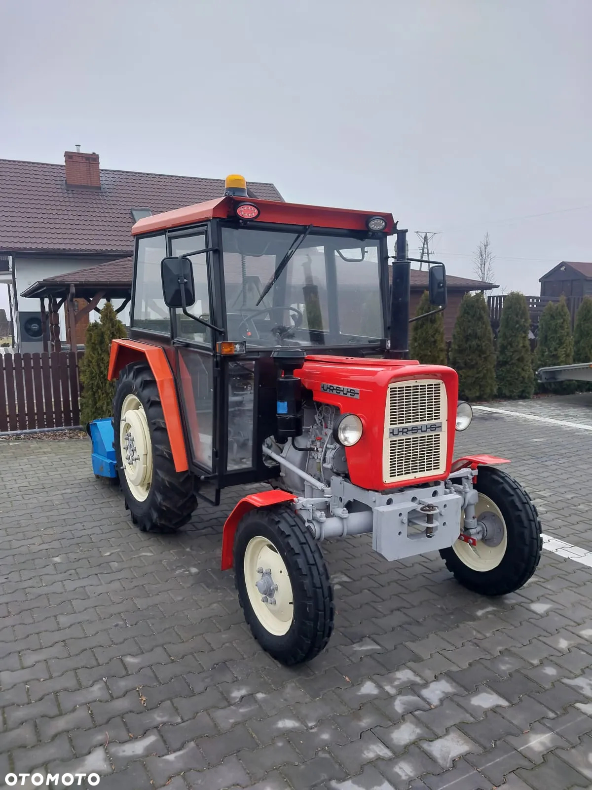 Ursus C-360 - 2