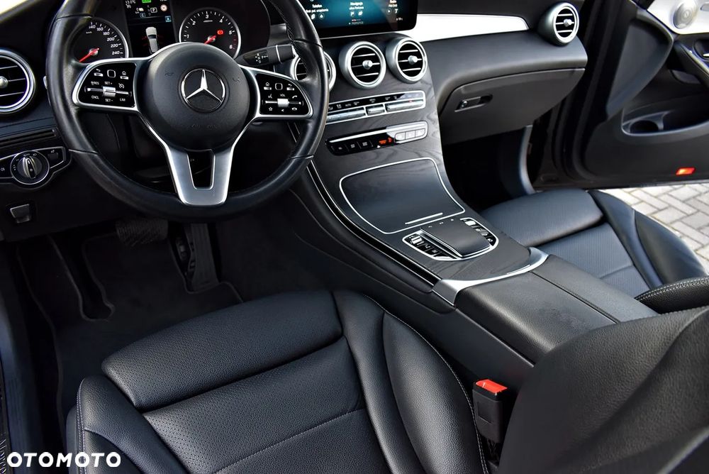 Mercedes-Benz GLC 300 de 4Matic 9G-TRONIC Exclusive - 38