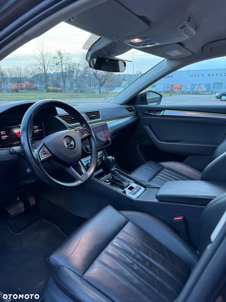 Skoda Superb 2.0 TDI SCR Active DSG - 11