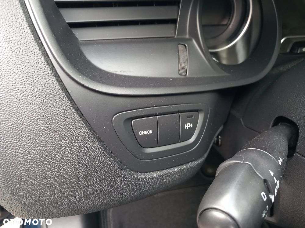 Citroën C5 2.0 HDi Dynamique Equilibre Navi - 27
