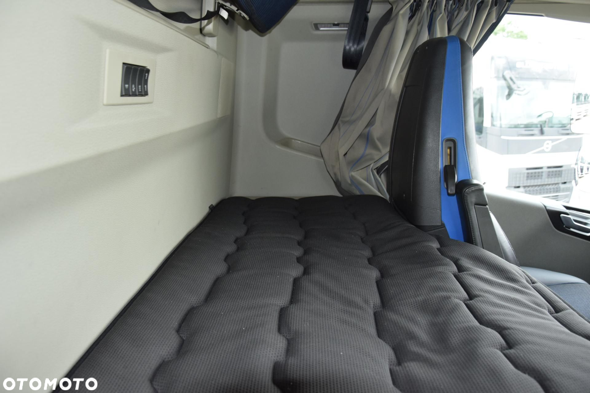 Volvo FH 460 Globetrotter XL i-Save - 13