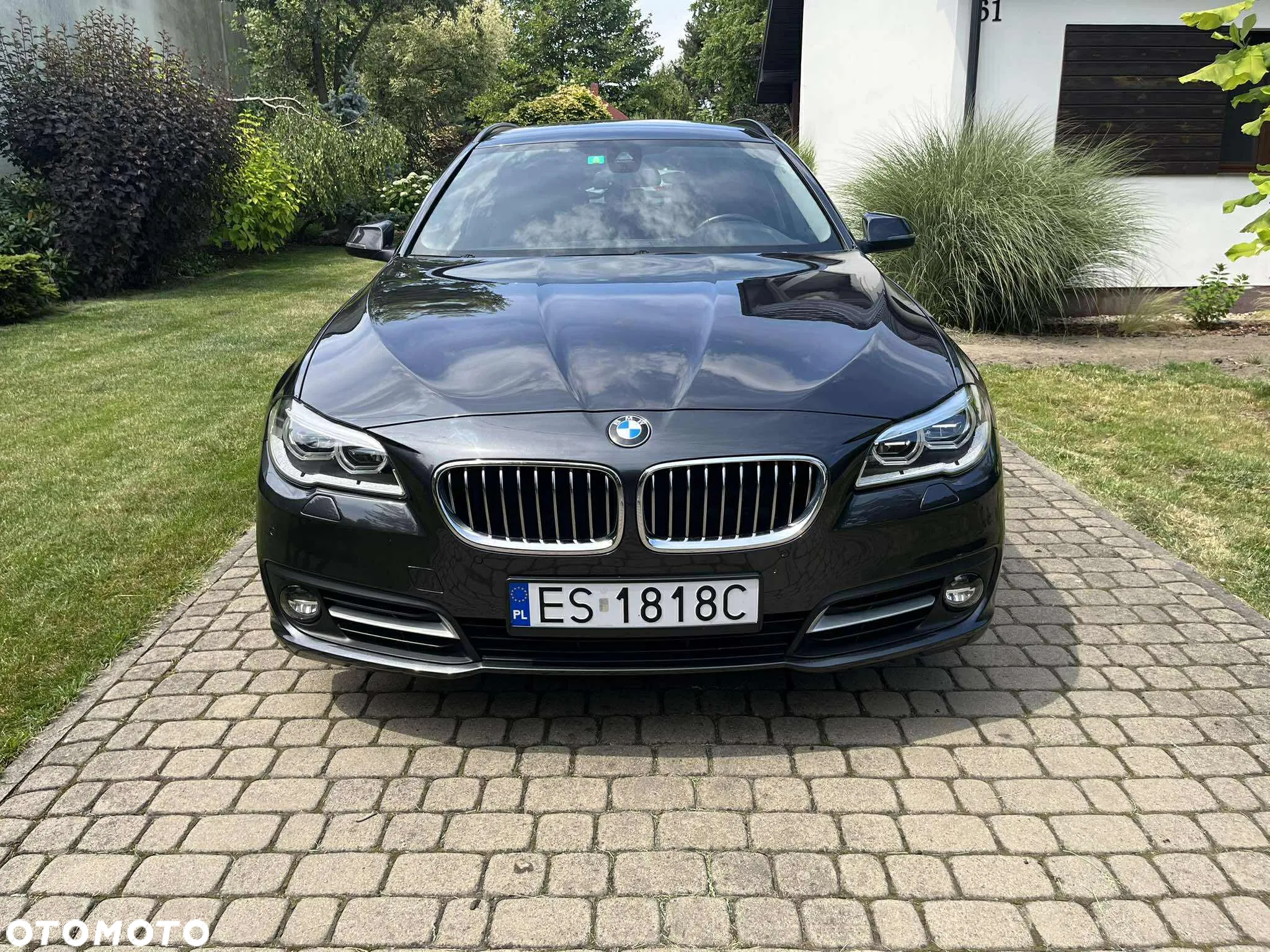 BMW Seria 5 528i xDrive Touring Sport-Aut - 3