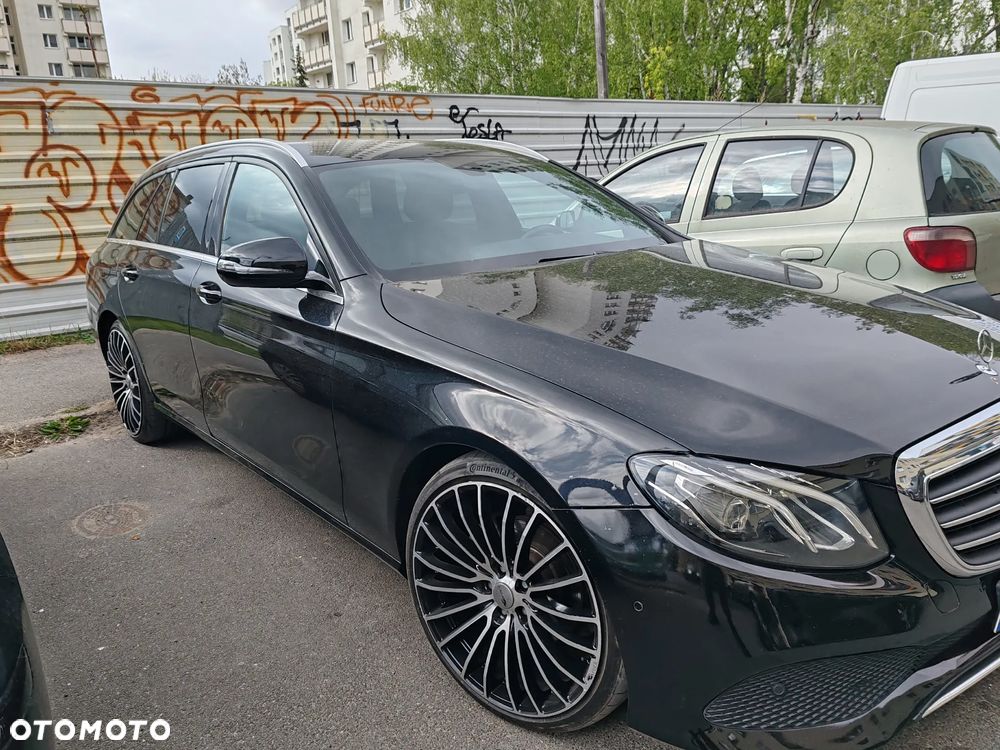 Mercedes-Benz Klasa E 220 d 9G-TRONIC Avantgarde - 3