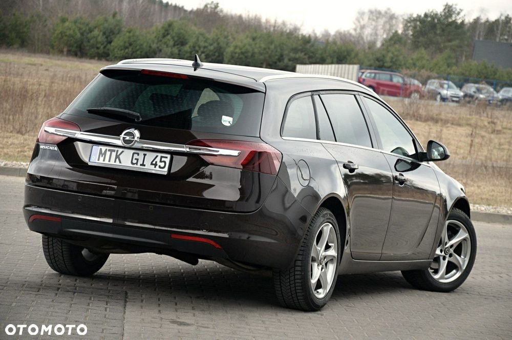 Opel Insignia - 11