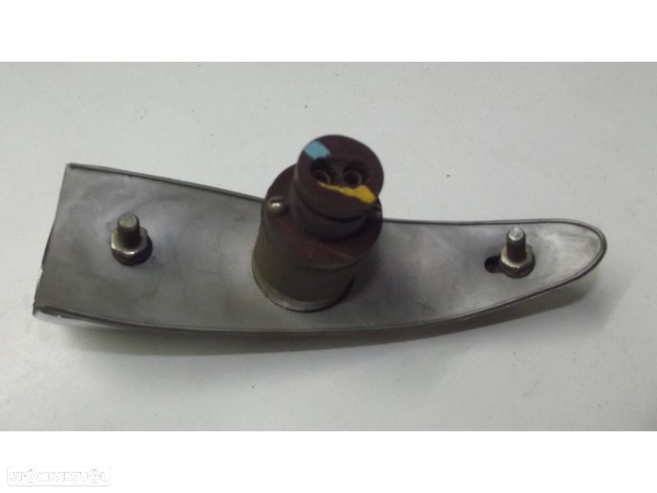 Fiat 1400 coca de farolim pisca novo e original c/borracha - 2