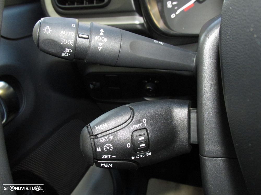 Citroën C3 1.2 PureTech Max EAT6 - 23
