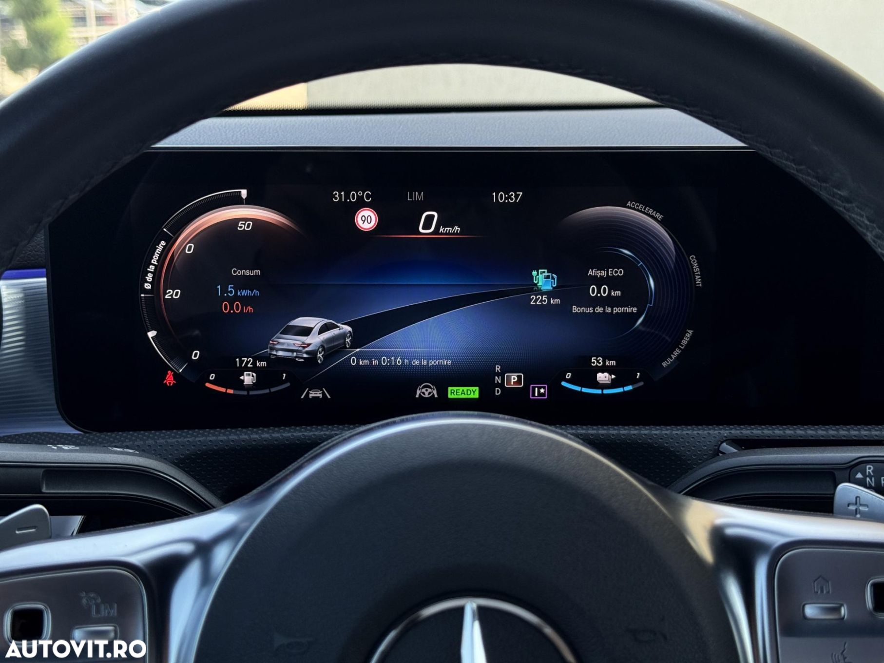 Mercedes-Benz CLA - 25