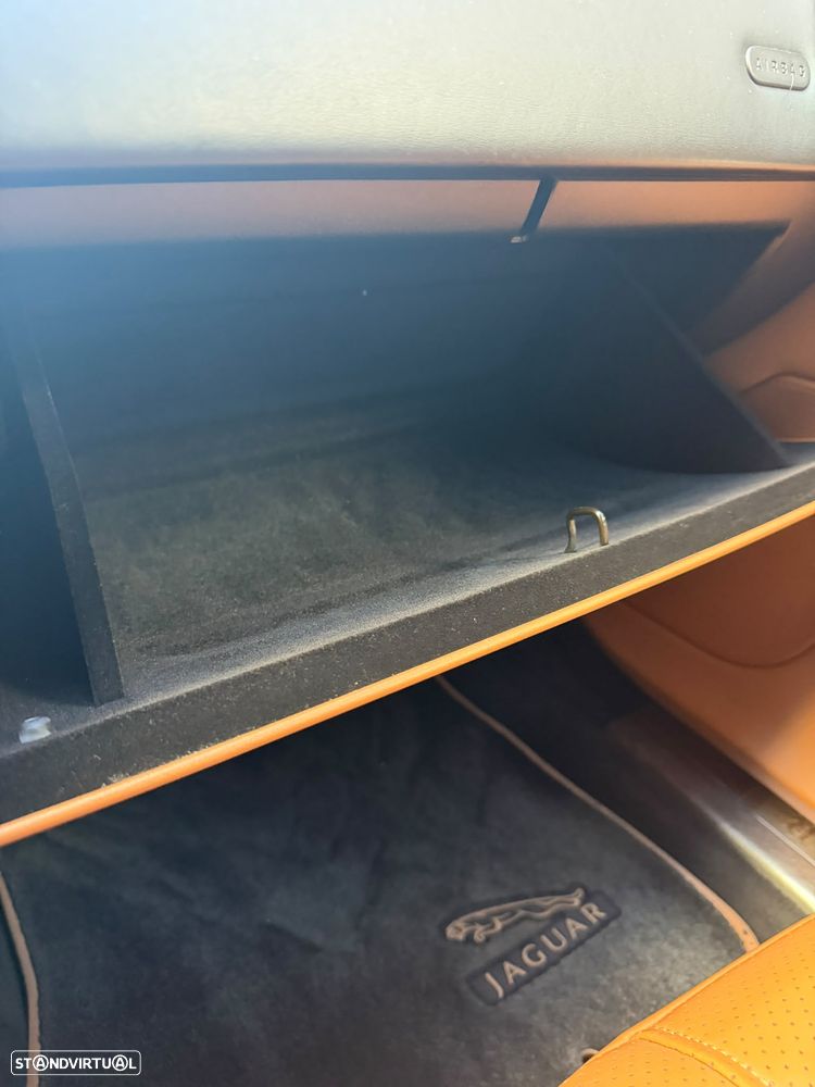Jaguar XJ 3.0 D V6 Premium Luxury - 26