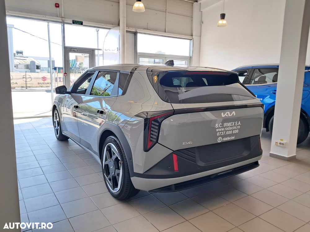 KIA EV4 2025 — imagine 5