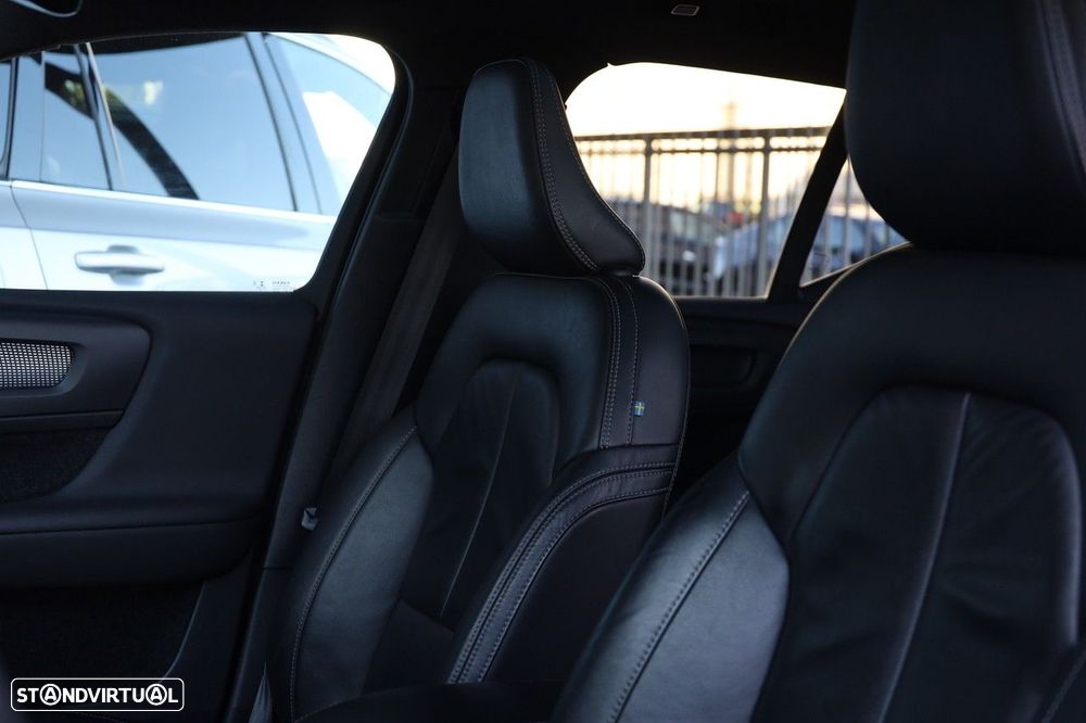 Volvo XC 40 Recharge Twin Pro - 9