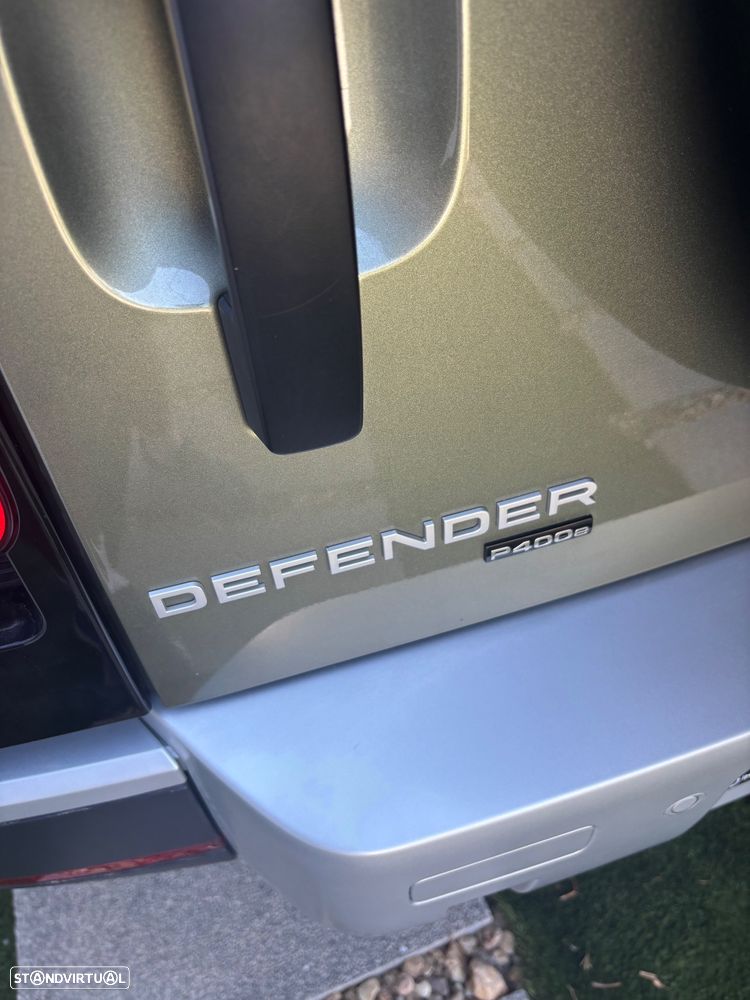 Land Rover Defender - 27