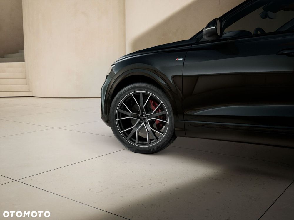 Audi Q8 - 6