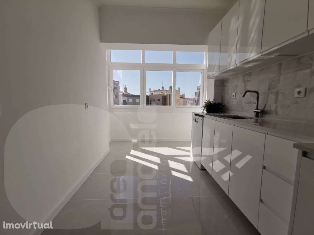 Apartamento T3 Seixal - Grande imagem: 3/19