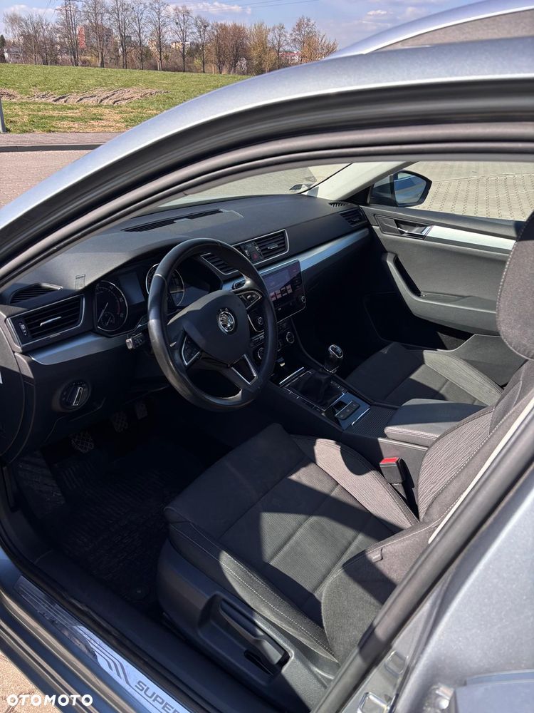 Skoda Superb 2.0 TDI Ambition - 5