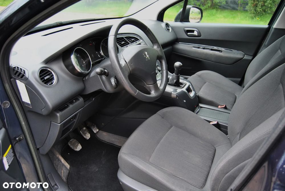 Peugeot 5008 1.6 Active - 5