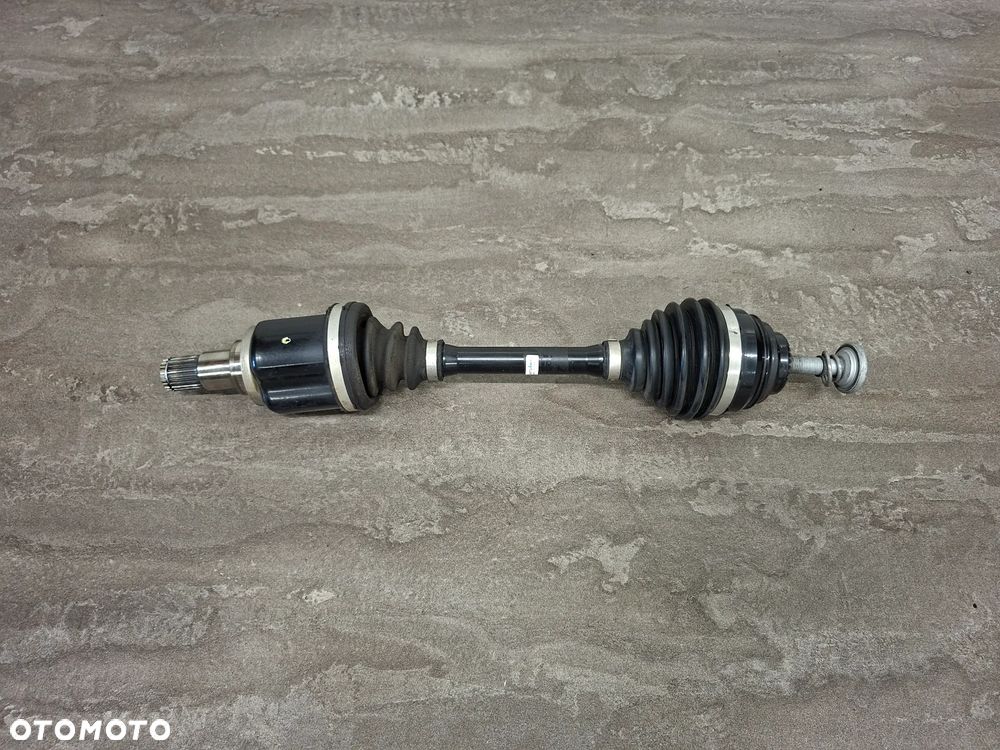 BMW F39 F48 MINI F54 F60 Półoś przód 8611937 / 8611938 - 2
