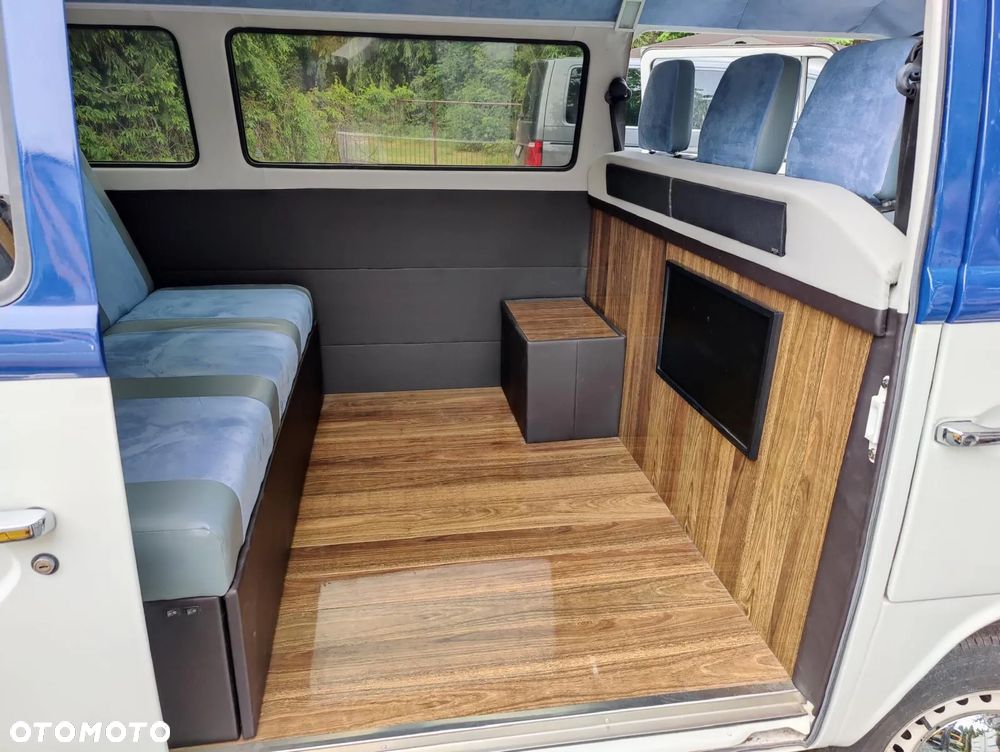 Volkswagen Transporter - 7