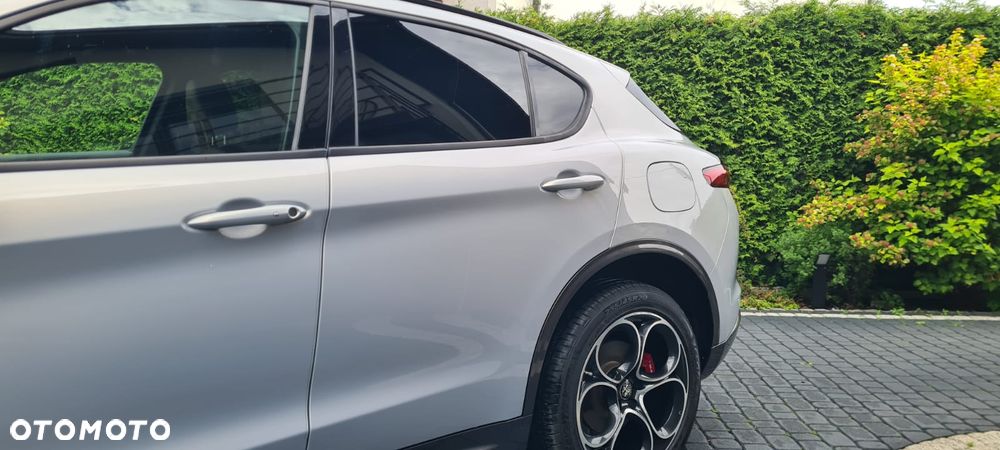 Alfa Romeo Stelvio 2.0 Turbo TI Q4 - 8