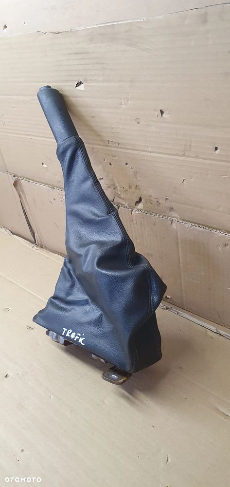 Mieszek dźwigni hamulca ręcznego Opel Vivaro B Trafic III 361352580R 93459910 - 3