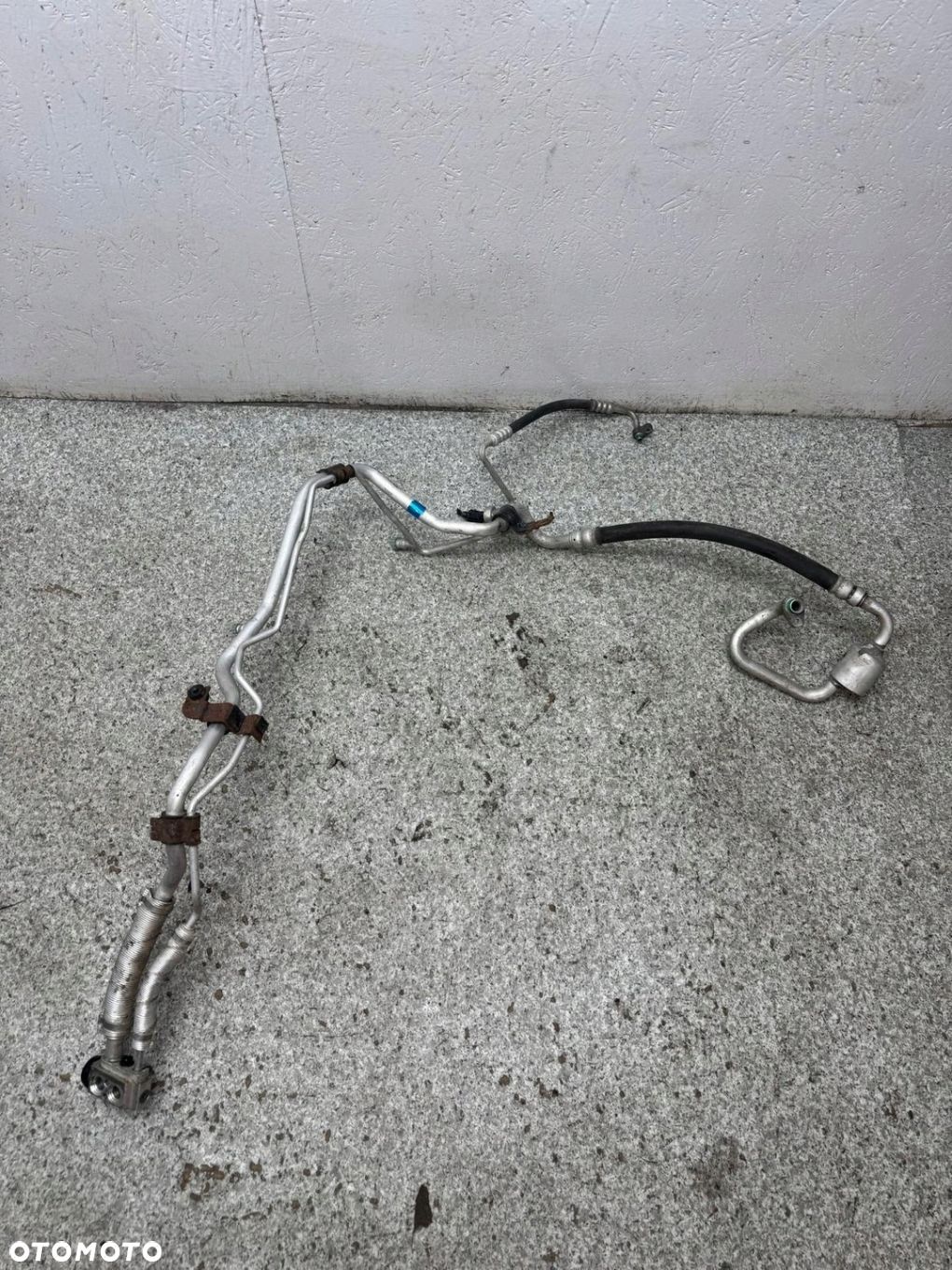 PRZEWÓD RURKA WĄŻ KLIMATYZACJI HYUNDAI IX35 2010-2015 97775-2y300 - 1