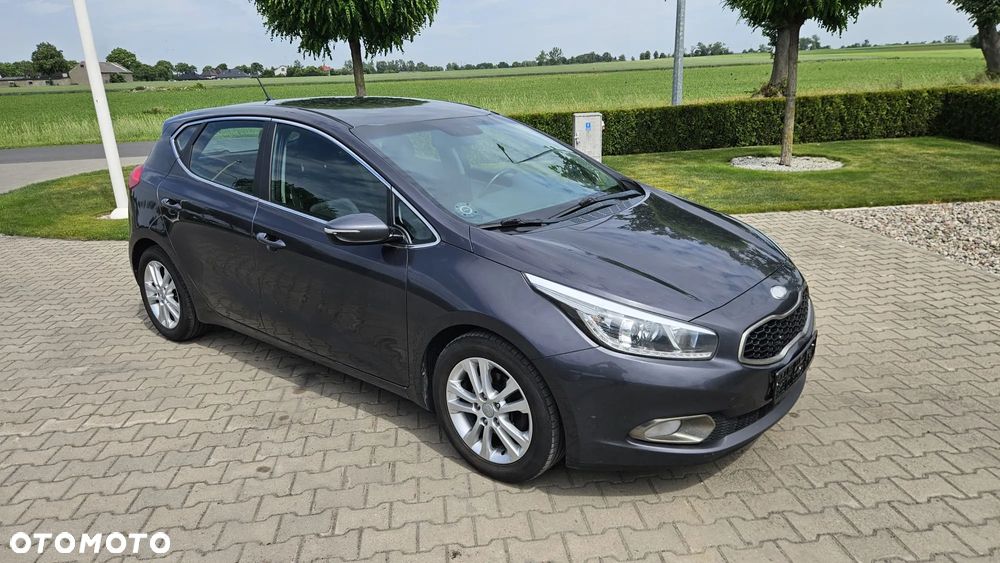 Kia Ceed - 15