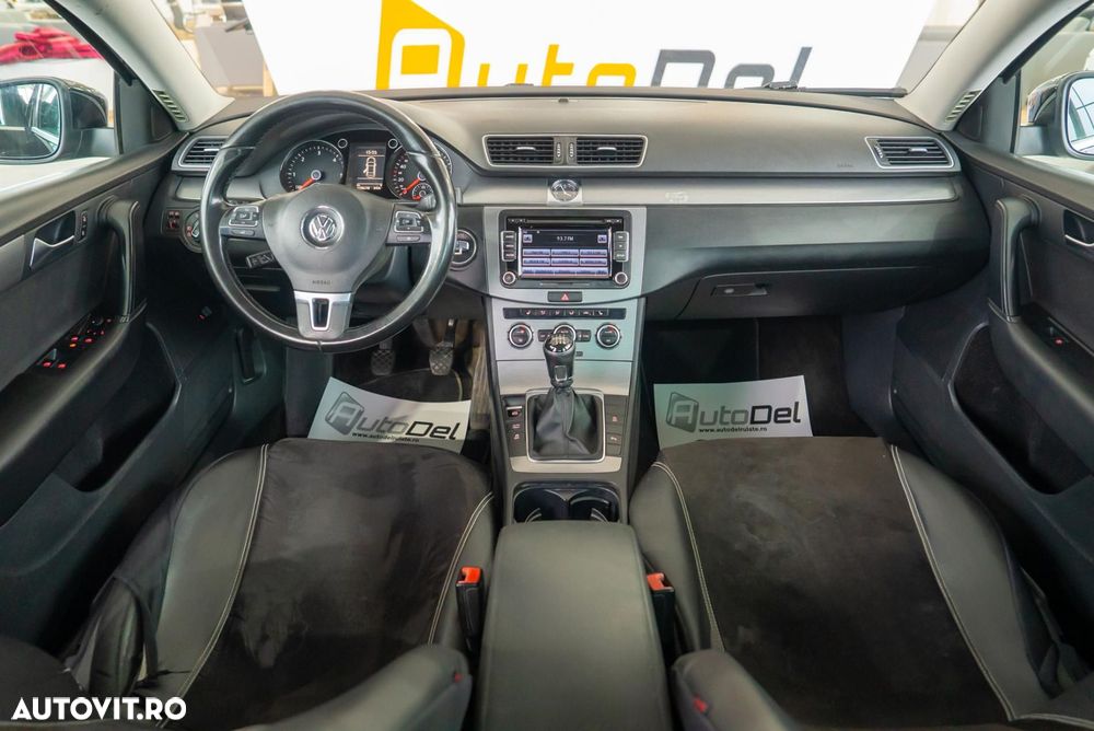 Volkswagen Passat - 17