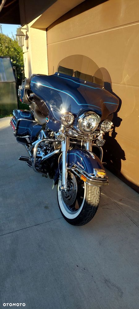 Harley-Davidson FLHTCU Ultra - 5