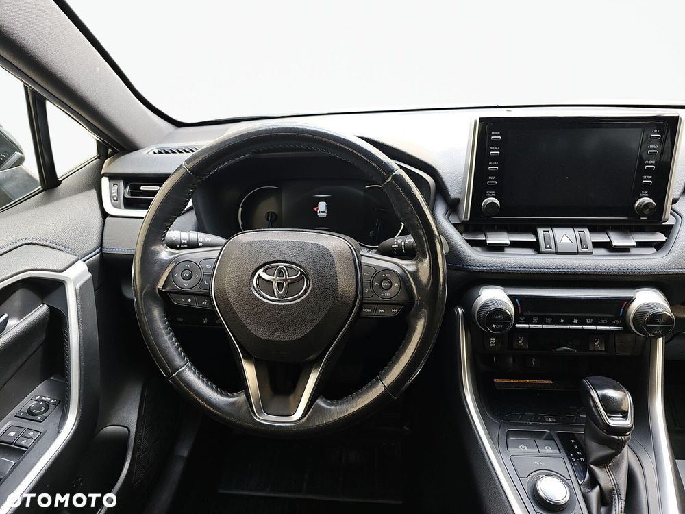Toyota RAV4 - 13