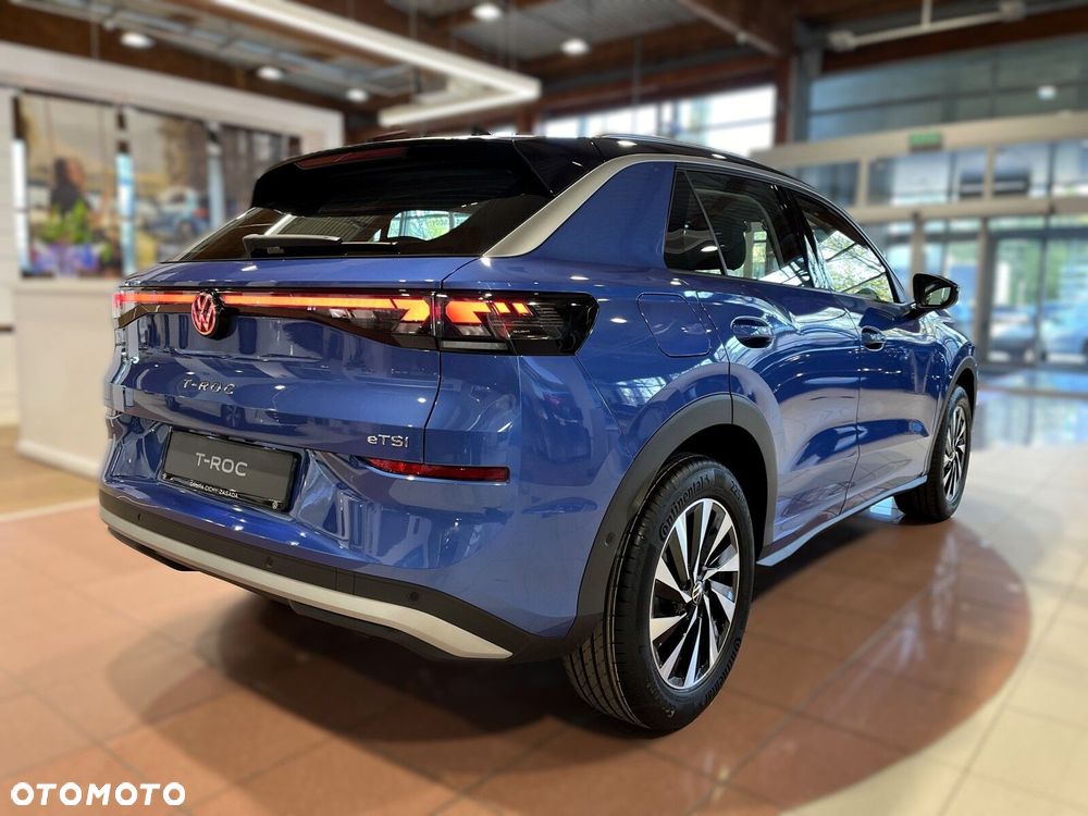 Volkswagen T-Roc - 33