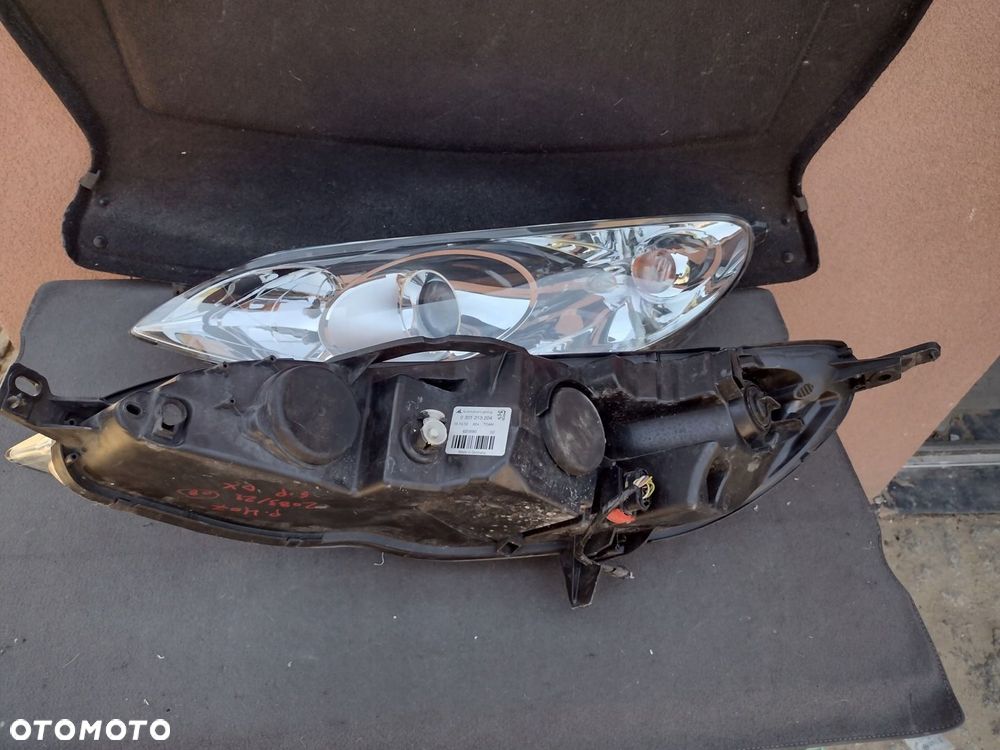 lampa peugeot 407 prawa europa cała - 2