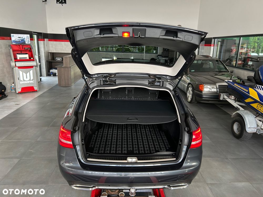 Mercedes-Benz Klasa C 200 (BlueTEC) d T Exclusive - 23