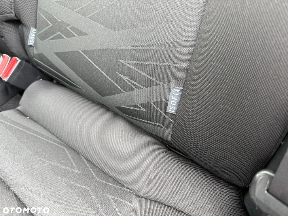 Kia Ceed 1.6 CRDi L - 17