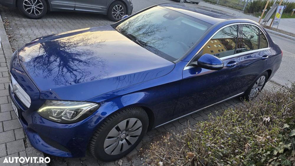 Mercedes-Benz C 220 (BlueTEC) d 7G-TRONIC Avantgarde - 3