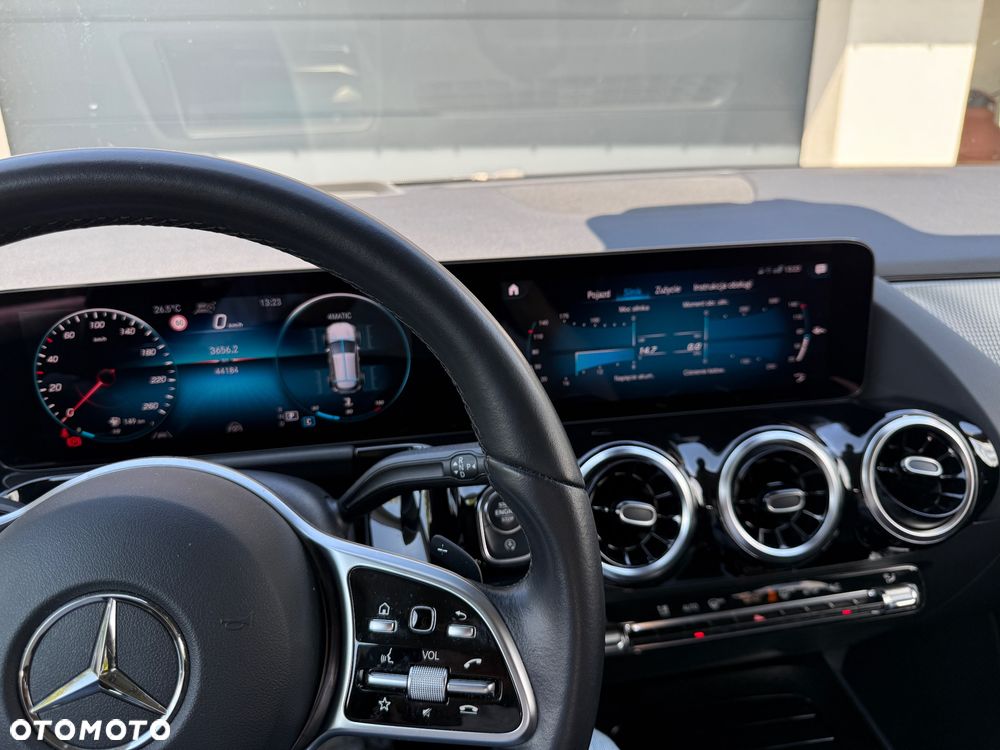 Mercedes-Benz GLA 220 d 4-Matic 8G-DCT - 28