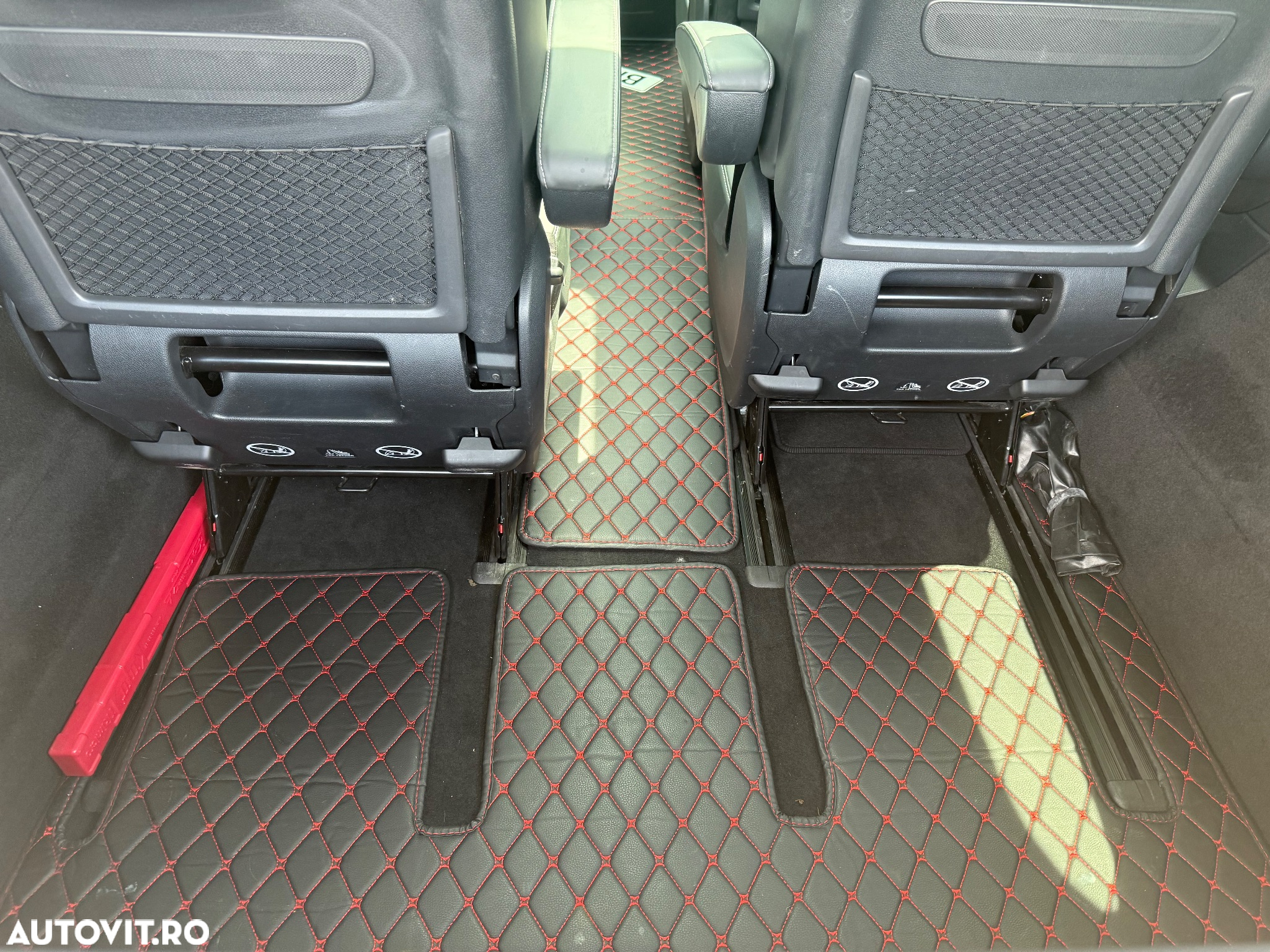 Mercedes-Benz V 250 d lang 4Matic 7G-TRONIC Exclusive Edition - 31