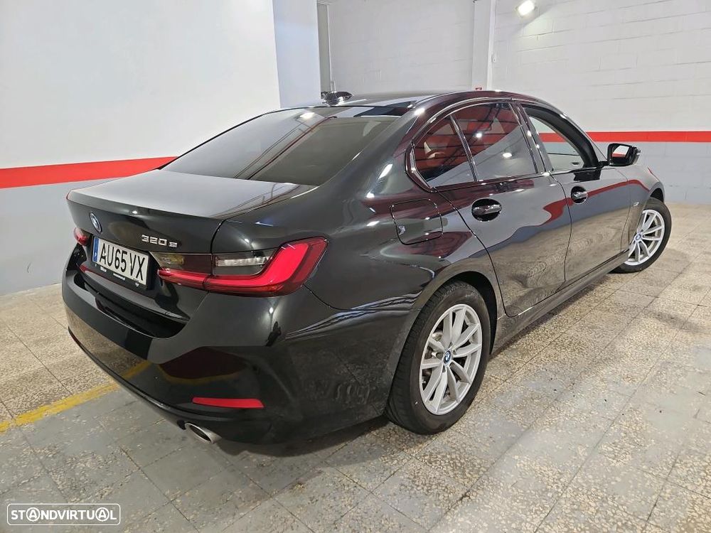 BMW 320 e Auto - 4