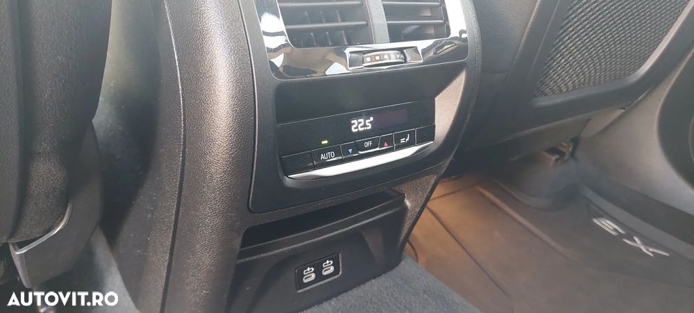 BMW X3 xDrive20i Aut. Advantage - 25