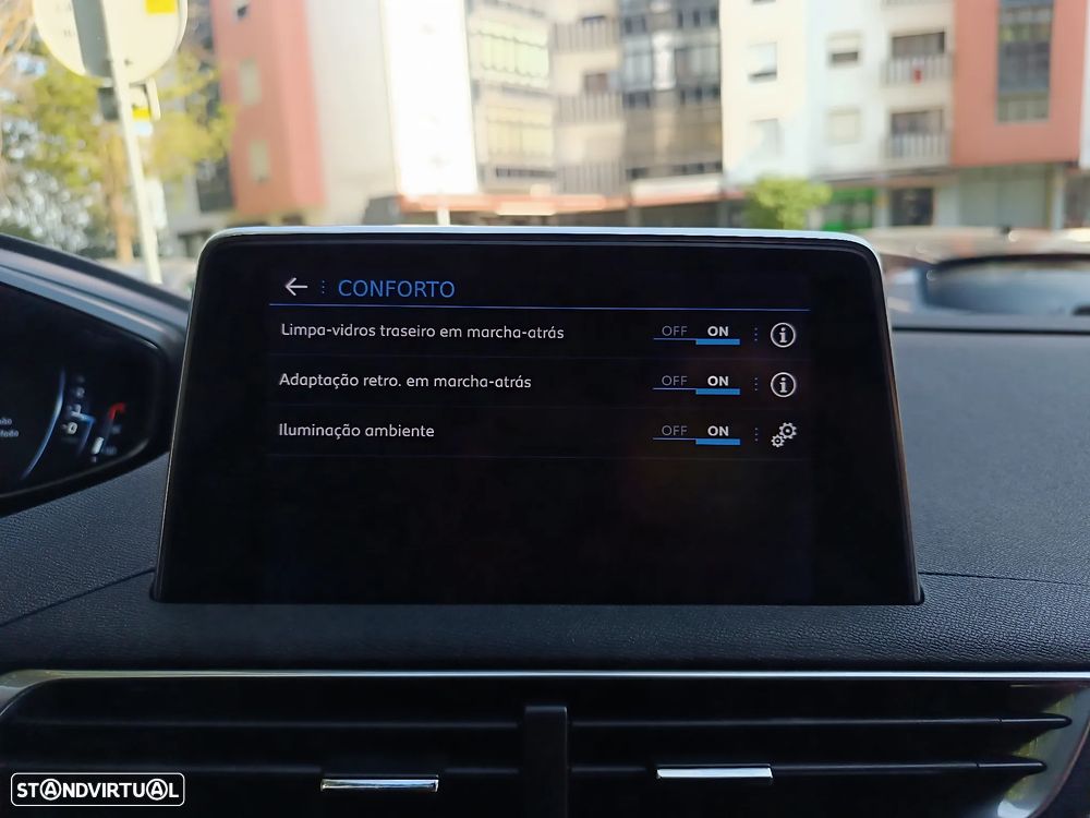 Peugeot 3008 1.2 PureTech Allure Pack - 48