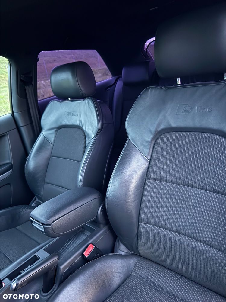 Audi A3 3-drzwiowe 1.6 TDI DPF Ambition - 12