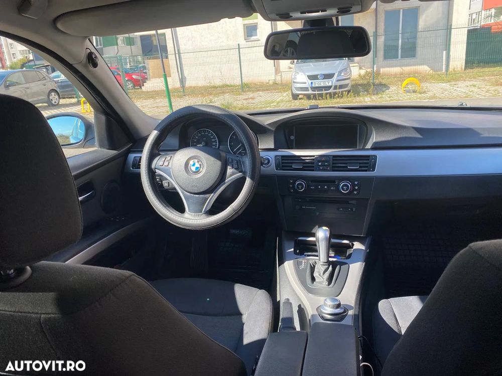 BMW Seria 3 318i Aut. - 5