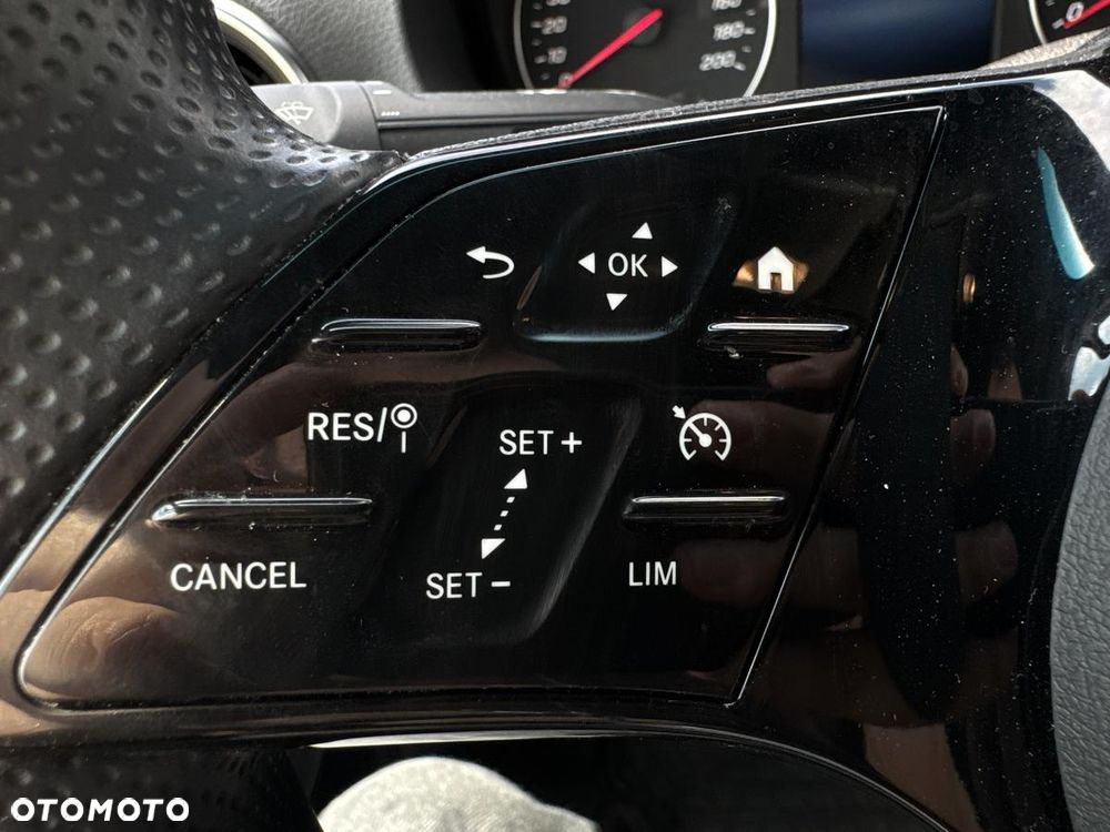 Mercedes-Benz Sprinter - 16