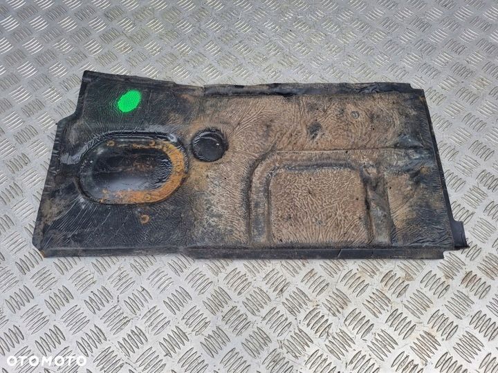 DYWAN WYKŁADZINA GUMA KABINY PASAŻERA IVECO EUROCARGO 02-08 rok - 2