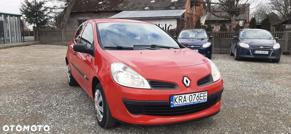 Renault Clio - 40