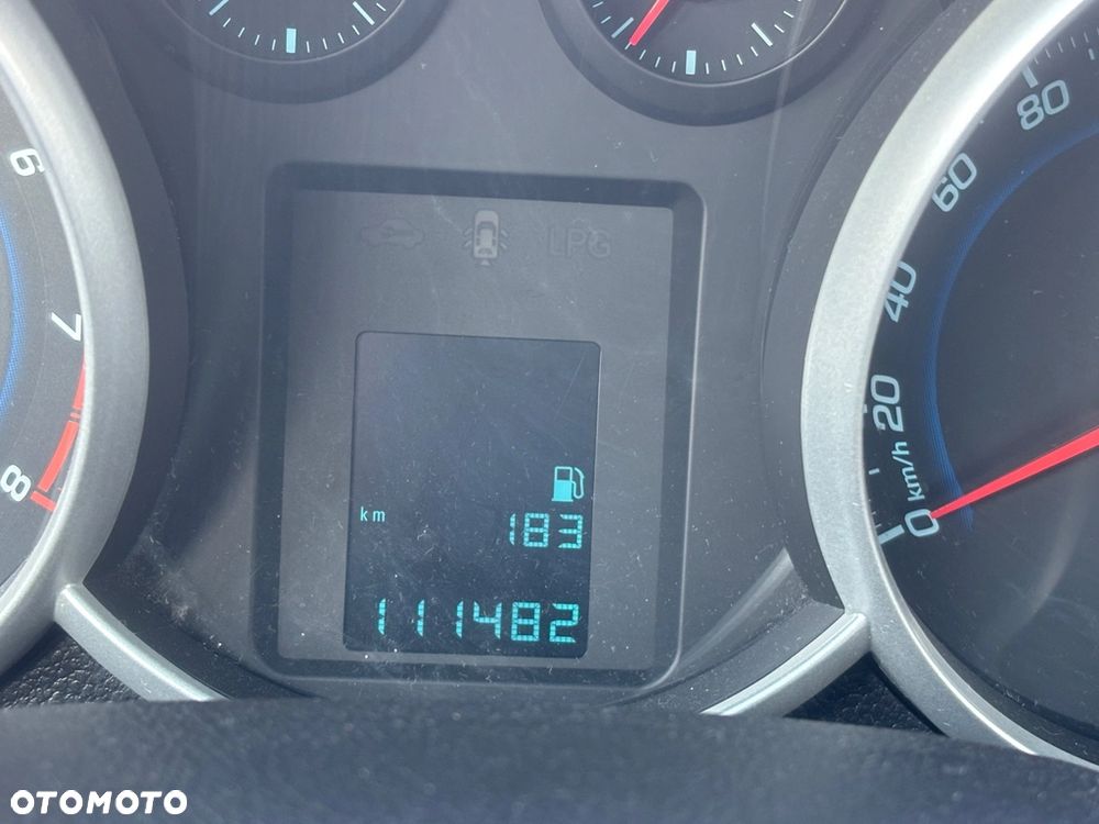Chevrolet Cruze 1.6 LT - 2