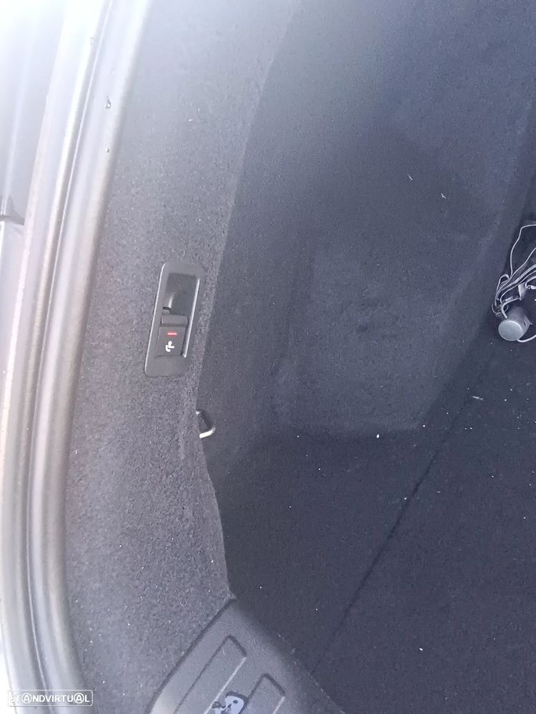 Audi Q4 e-tron 40 - 6