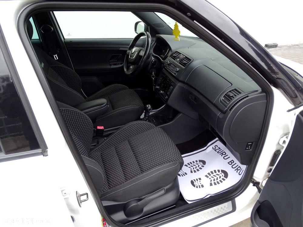 Skoda Fabia 1.4 TSI DSG RS - 13
