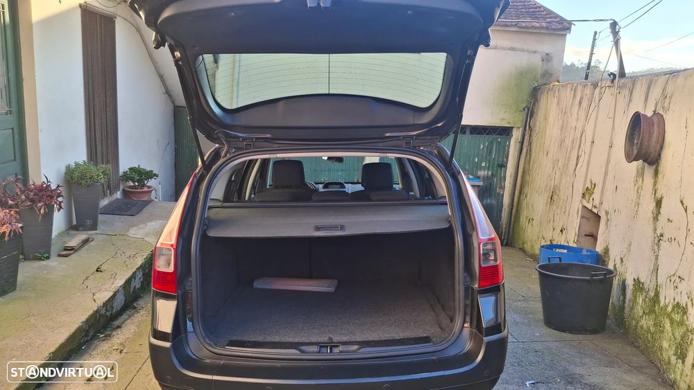 Renault Mégane Break 1.5 dCi Dynamique - 9